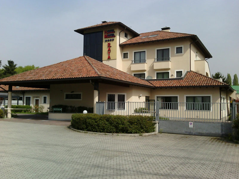 Raya Hotel Motel - Mediglia (MI)
